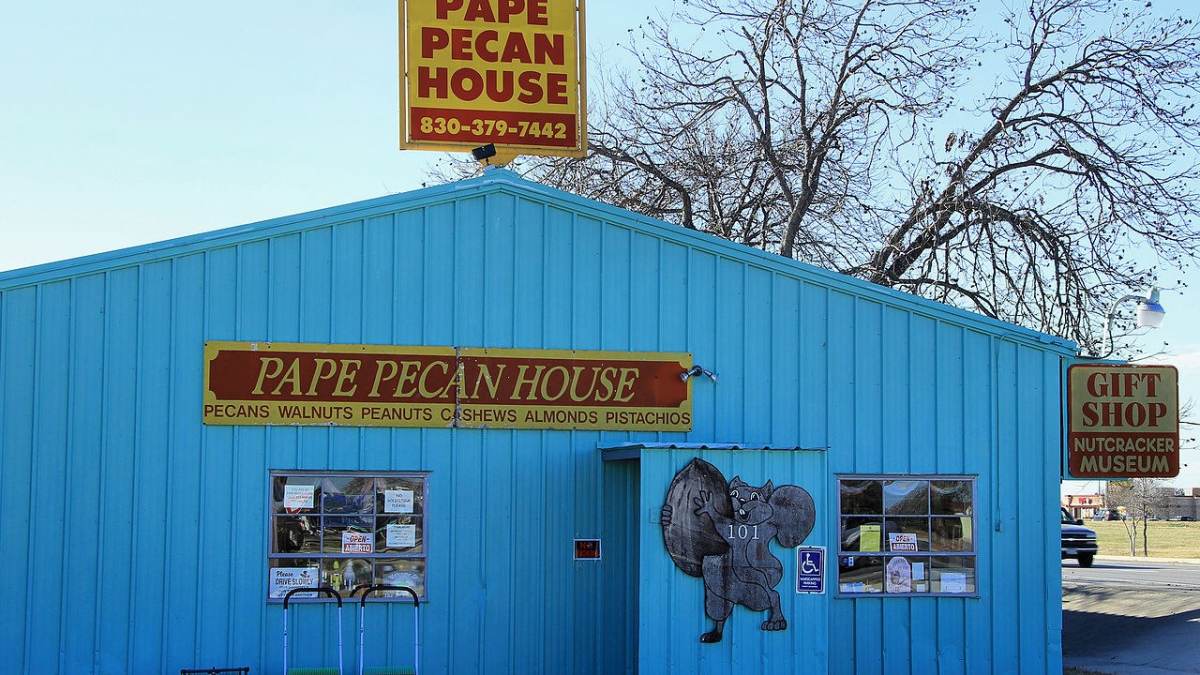 Record-Breaking Pecans and Tons of History in Seguin, Texas ...